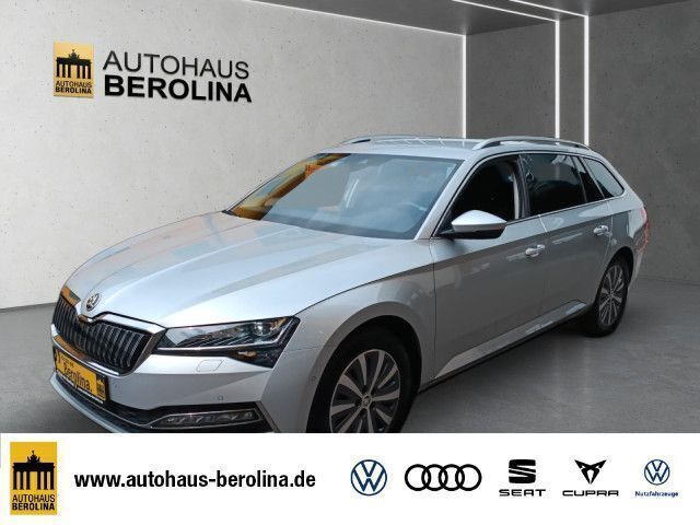 Silber Gebraucht 2022 Skoda Superb Style Kombi | 25.888 € (Guter Preis) - Bild 1/4
