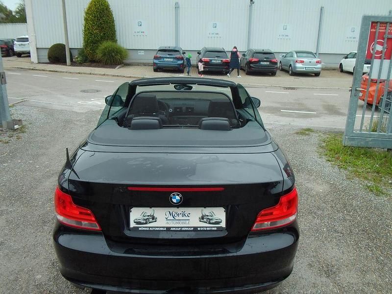 Gebraucht BMW 118 Cabriolet Advantage 143 PS (105 kW) 2012 Schwarz Cabrio