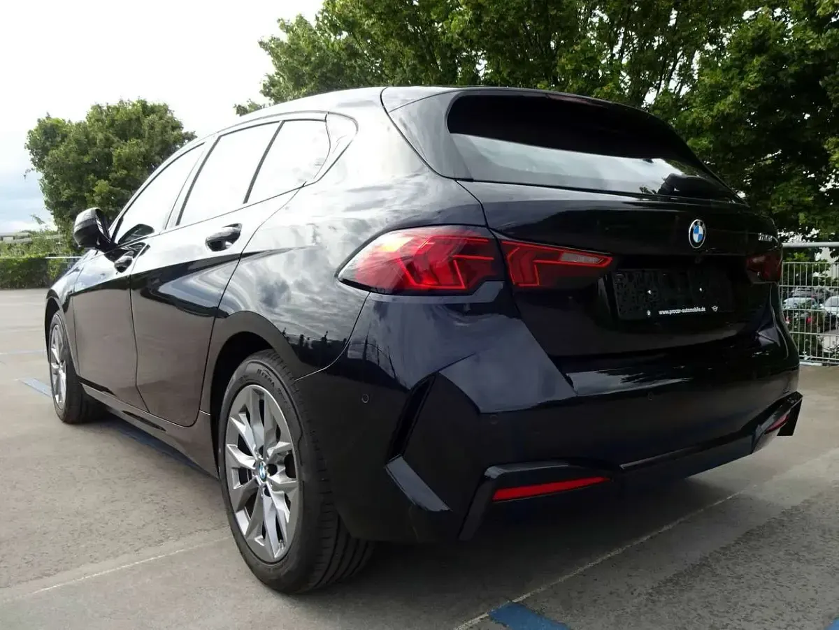 Gebraucht BMW 120 Shadowline 163 PS (119 kW) 2025 Schwarz Kleinwagen