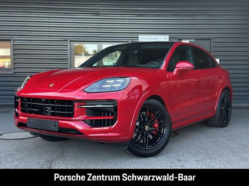 Karminrot Neu 2025 Porsche Cayenne GTS SUV | 171.000 € (Etwas zu teuer) - Bild 1/4