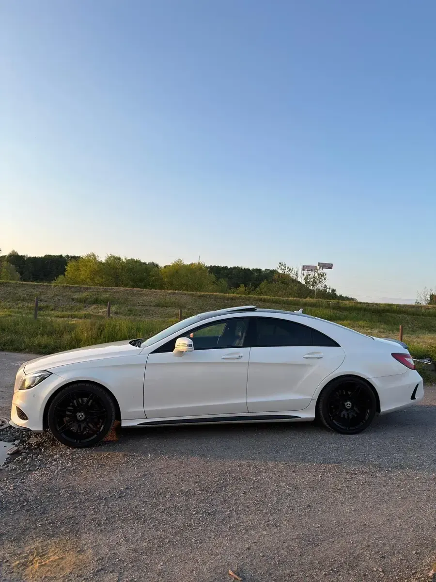 Gebraucht Mercedes CLS400 AMG line 333 PS (244 kW) 2017 Weiß Coupé