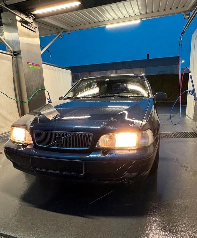 Gebraucht Volvo V70 190 PS (139 kW) 1998 Blau Kombi