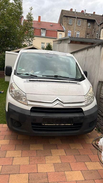 Second-hand Citroën Jumpy 90 CP (66 kW) 2010 Alb Monovolum