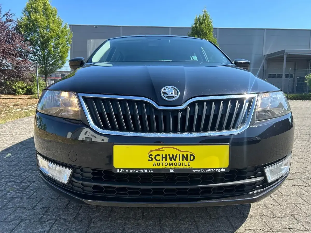 Gebraucht Skoda Rapid Drive 86 PS (63 kW) 2014 Schwarz Kleinwagen