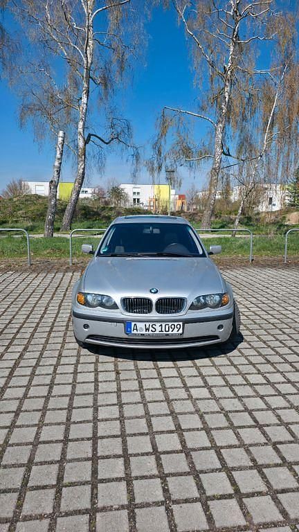 Gebraucht BMW 325 192 PS (141 kW) 2001 Silber Limousine