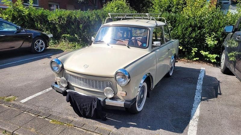 Weiß Gebraucht 1989 Trabant 601 Limousine | 6.601 € - Bild 1/4
