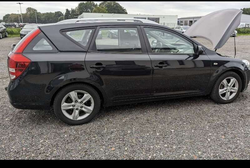 Gebraucht 2012 Kia Ceed Edition 7 Limousine | 3.500 € (Fairer Preis) - Bild 1/4