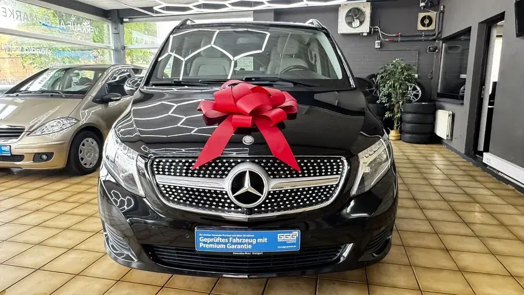 Gebraucht Mercedes V250 Edition 190 PS (139 kW) 2017 Schwarz Van / Kleinbus