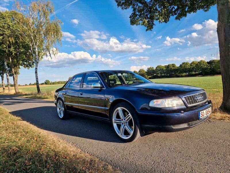 Gebraucht Audi S8 340 PS (250 kW) 1998 Blau Limousine