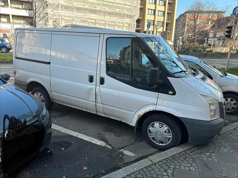 Gebraucht Ford Transit 85 PS (62 kW) 2010 Weiß Limousine