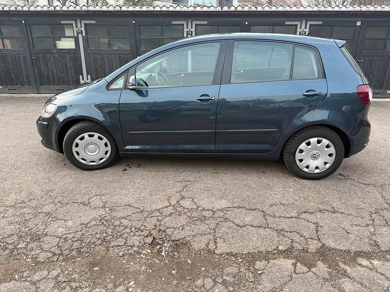 Gebraucht VW Golf IV 105 PS (77 kW) 2005 Blau Kleinwagen