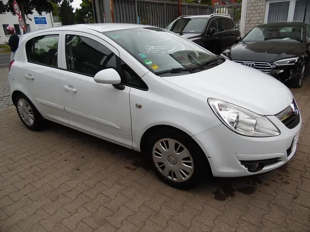 Gebraucht Opel Corsa Catch Me 90 PS (66 kW) 2007 Weiß Kleinwagen