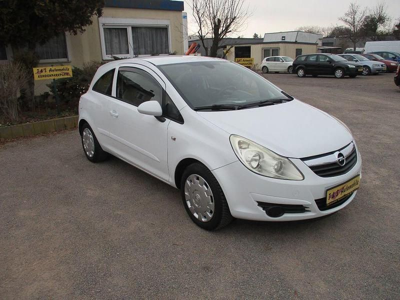 Weiß Gebraucht 2009 Opel Corsa Edition Kleinwagen | 3.499 € (Teuer) - Bild 1/4