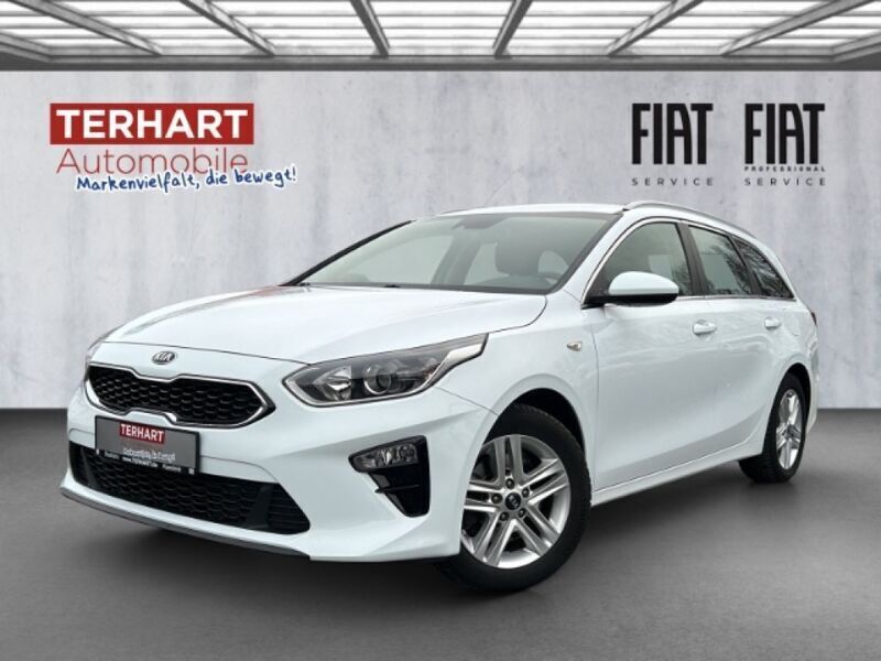 Cararraweiss Gebraucht 2020 Kia Ceed Vision Kombi | 16.487 € (Etwas zu teuer) - Bild 1/4
