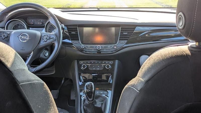 Second-hand Opel Astra 105 CP (77 kW) 2017 Albastru Berlinǎ