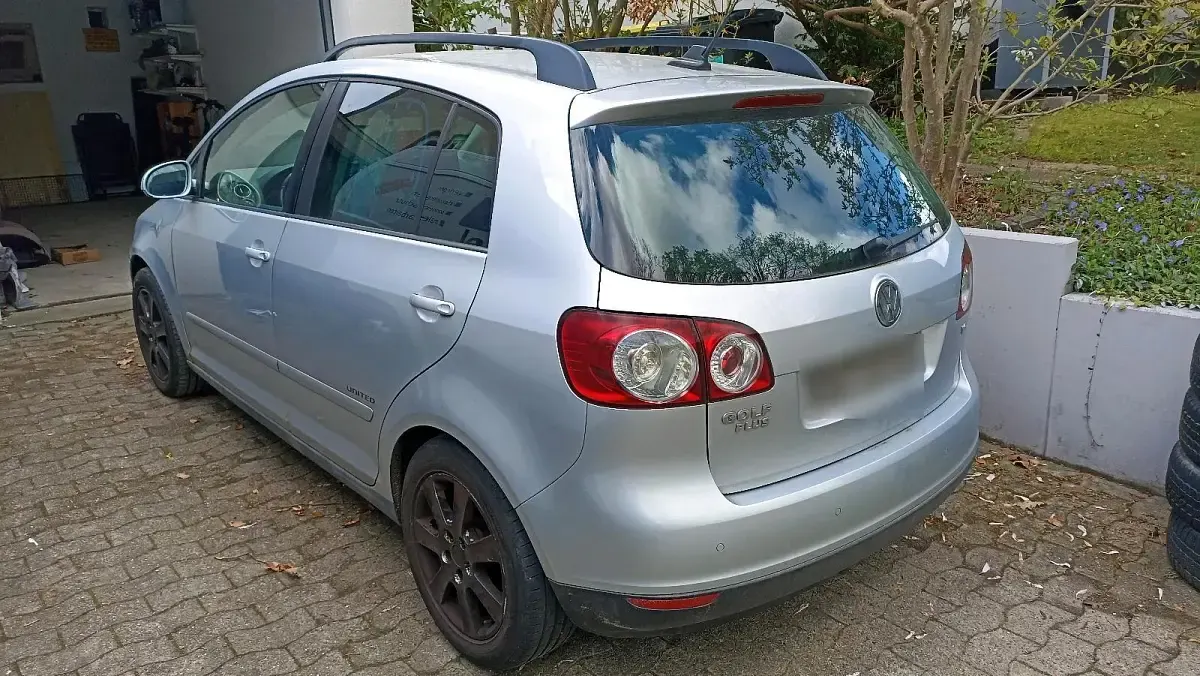 Używany VW Golf Plus Cross 102 KM (75 kW) 2008 Szary Minivan