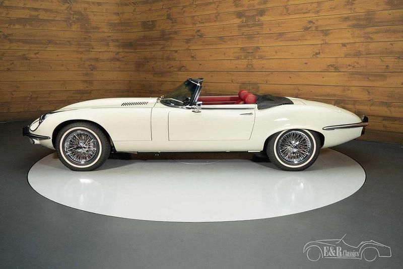 Second-hand Jaguar E-Type 269 CP (197 kW) 1974 Alb Cabrio