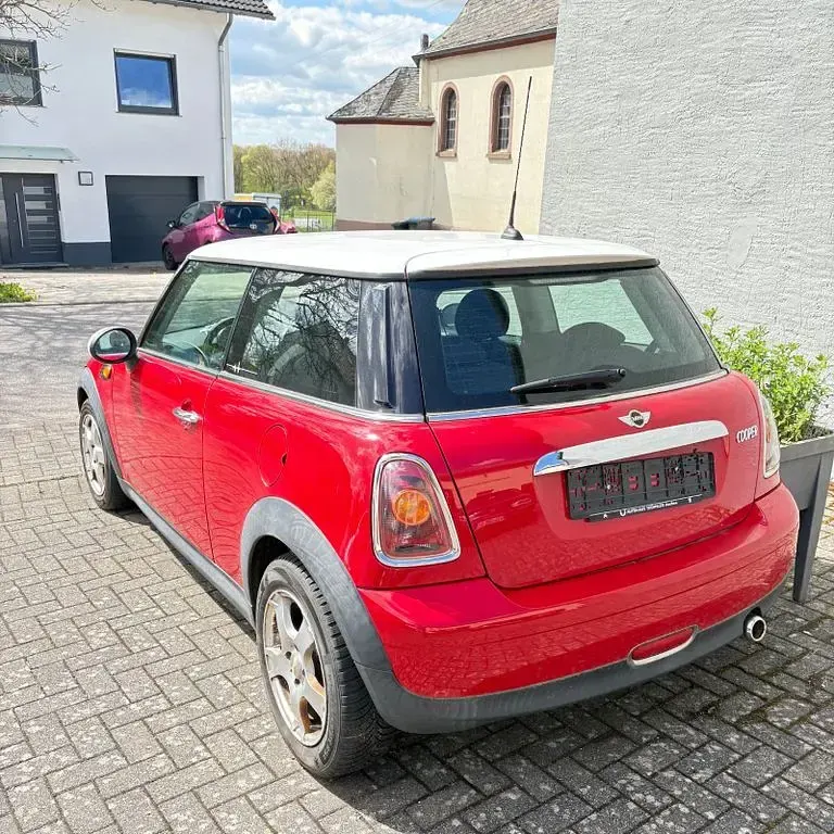 Gebraucht Mini Cooper Coupé 120 PS (88 kW) 2009 Rot Coupé