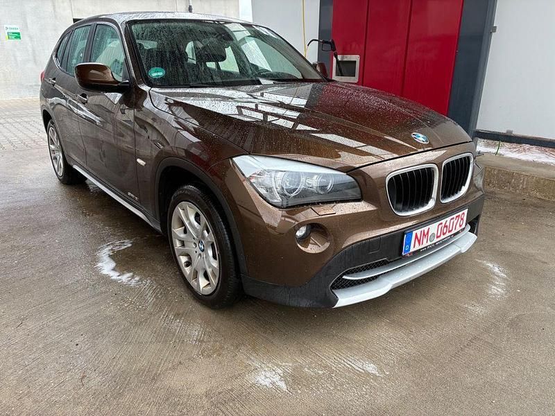 Gebraucht BMW X1 150 PS (110 kW) 2012 Braun SUV