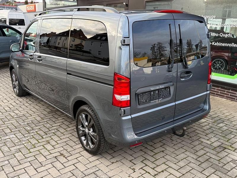 Gebraucht Mercedes Vito 190 PS (139 kW) 2017 Grau Van