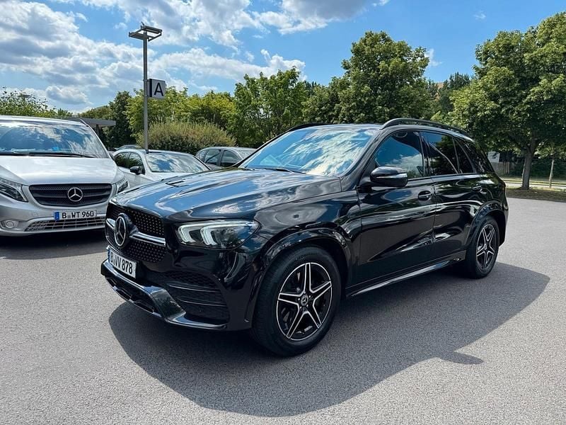 Schwarz Gebraucht 2021 Mercedes GLE350 AMG line SUV | 45.500 € (Fairer Preis) - Bild 1/4