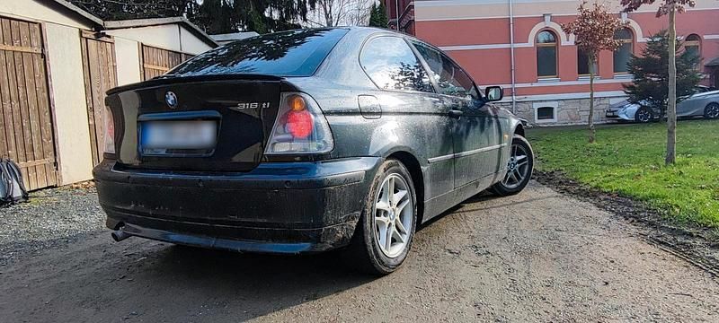 Gebraucht BMW 316 116 PS (85 kW) 2003 Schwarz Coupé