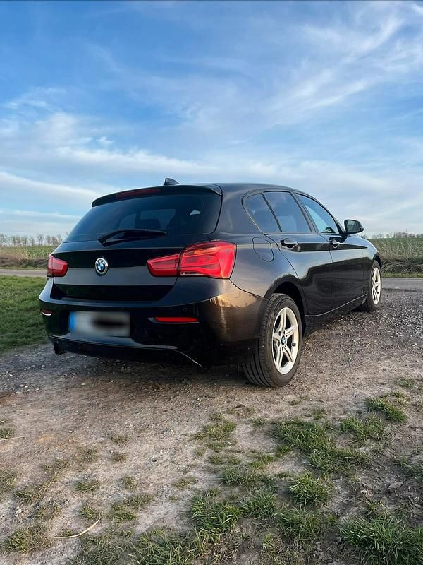 Gebraucht BMW 116 109 PS (80 kW) 2016 Braun Kleinwagen