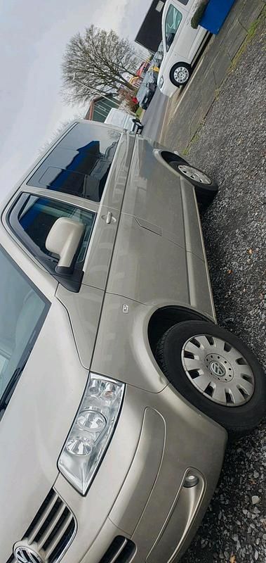 Gebraucht VW T5 135 PS (99 kW) 2006 Gold Van