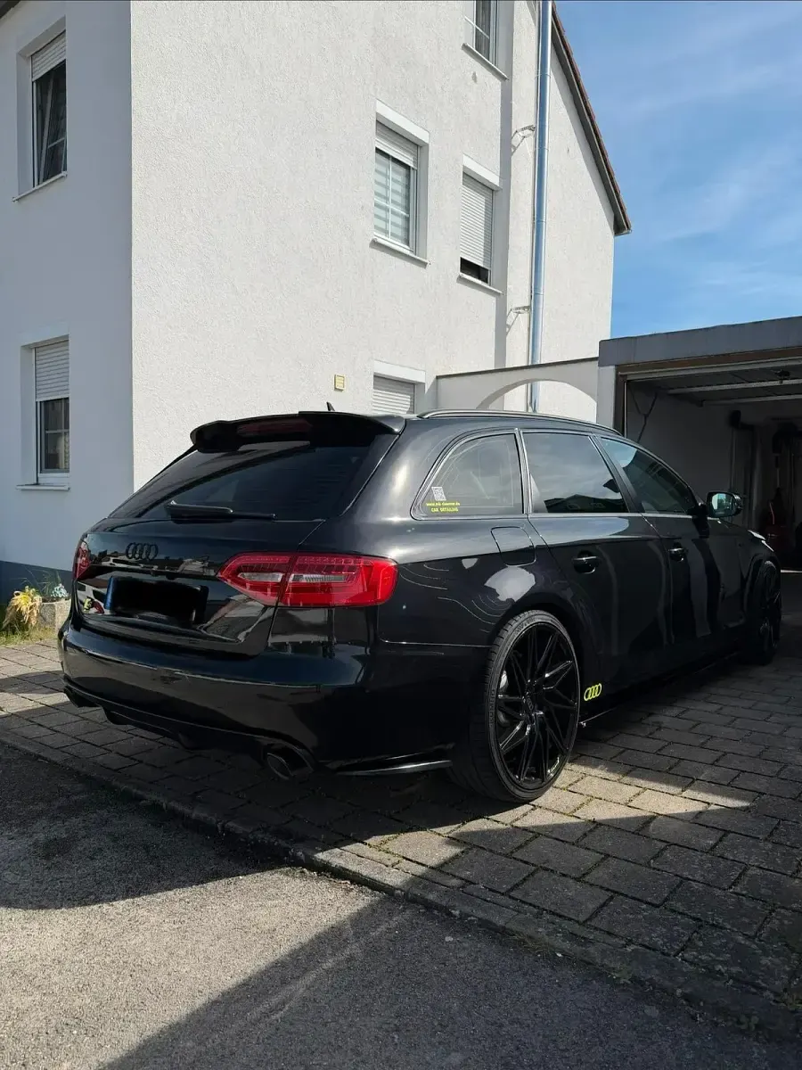 Gebraucht Audi A4 Design 190 PS (139 kW) 2011 Schwarz Kombi