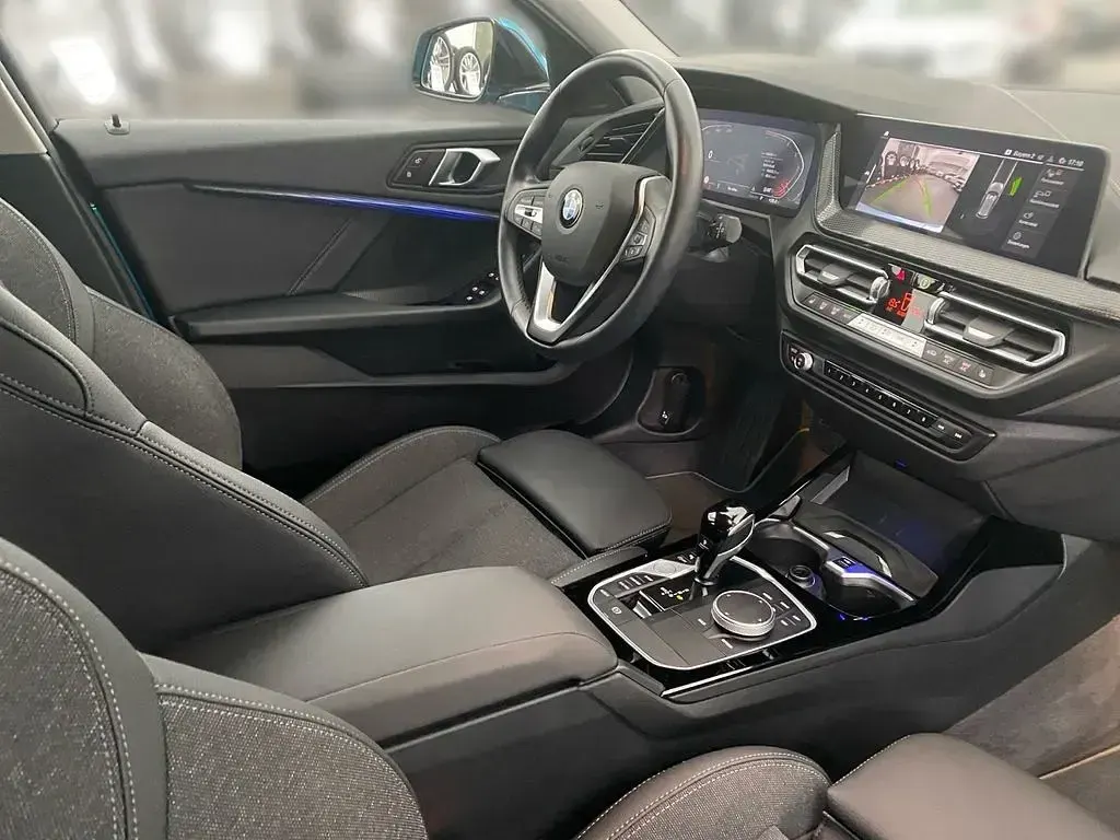 Gebraucht BMW 120 Shadowline 190 PS (139 kW) 2023 Blau Limousine