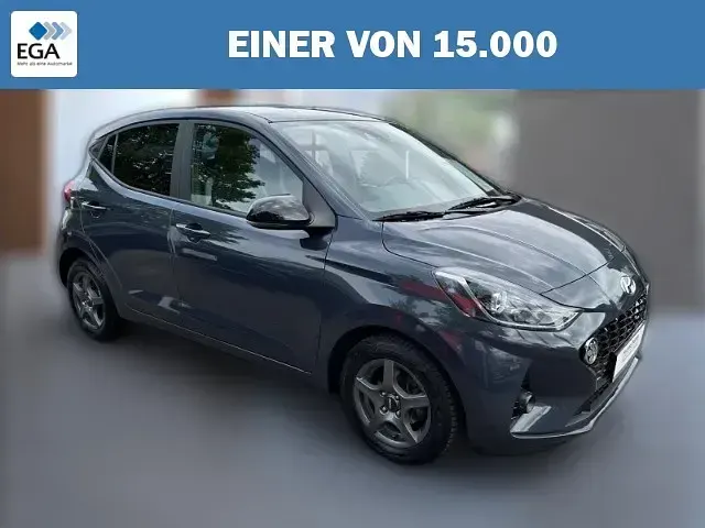 Gebraucht Hyundai i10 GO! 67 PS (49 kW) 2023 Grau metallic Kleinwagen