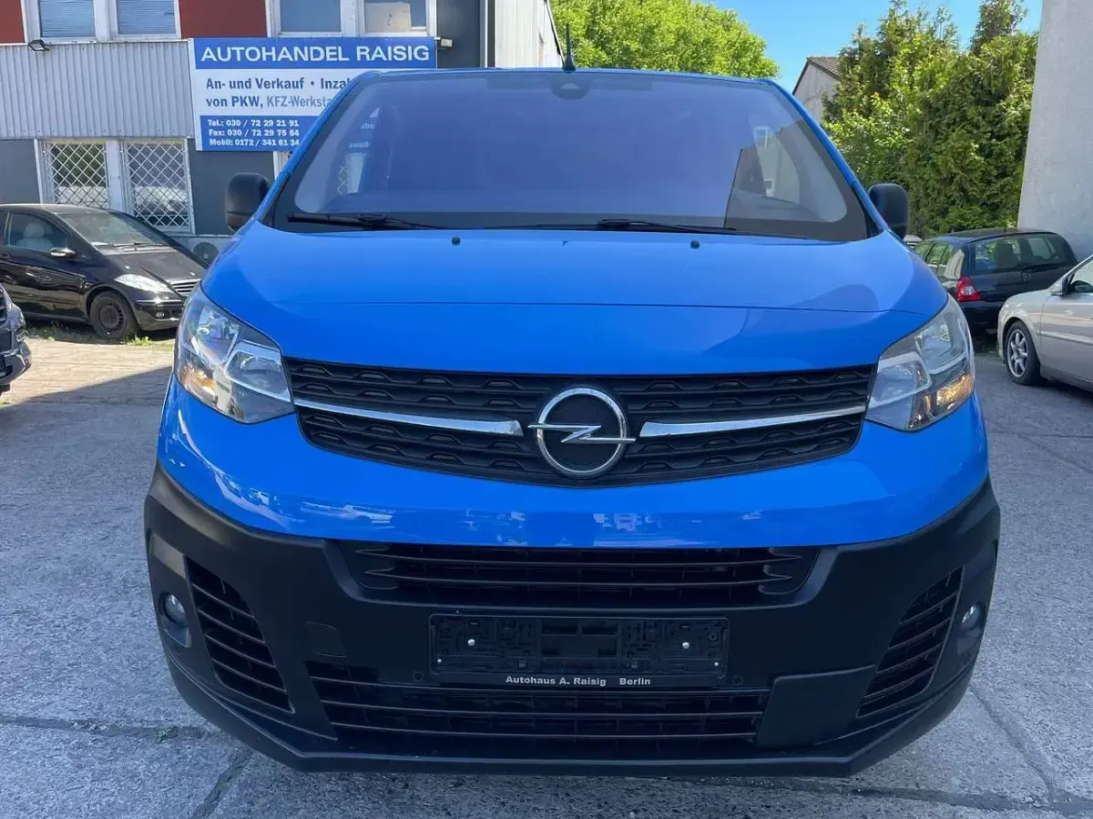 Gebraucht Opel Vivaro-e Combi Edition 144 PS (105 kW) 2023 Blau Van / Kleinbus