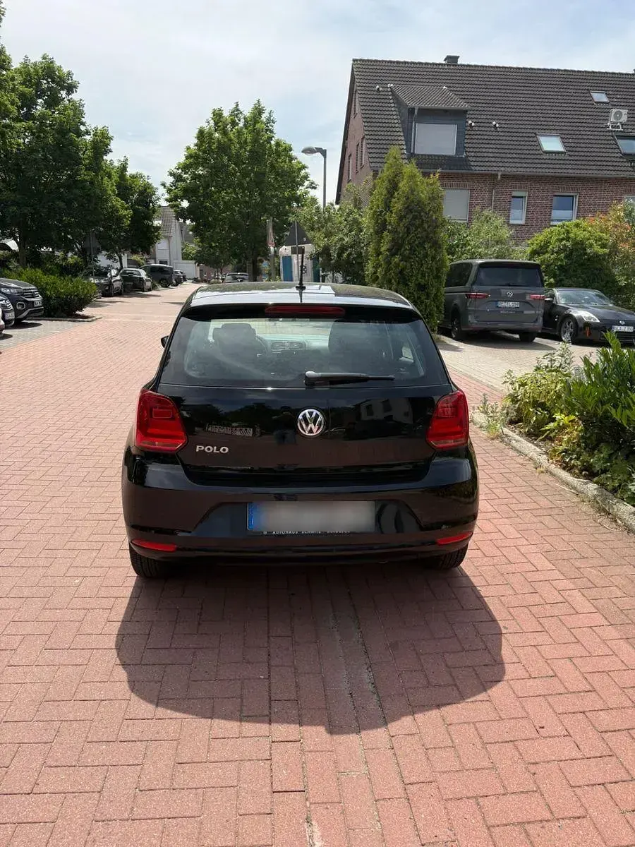 Gebraucht VW Polo Comfortline 60 PS (44 kW) 2014 Schwarz Limousine