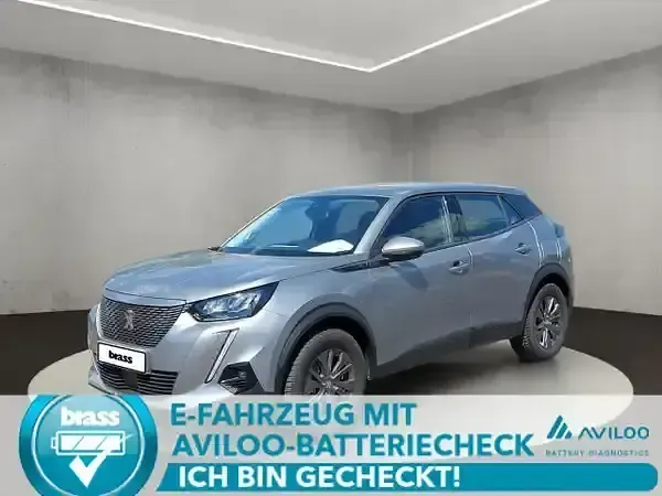 Gebraucht Peugeot e-2008 Active 100 kW (136 PS) 2022 SUV