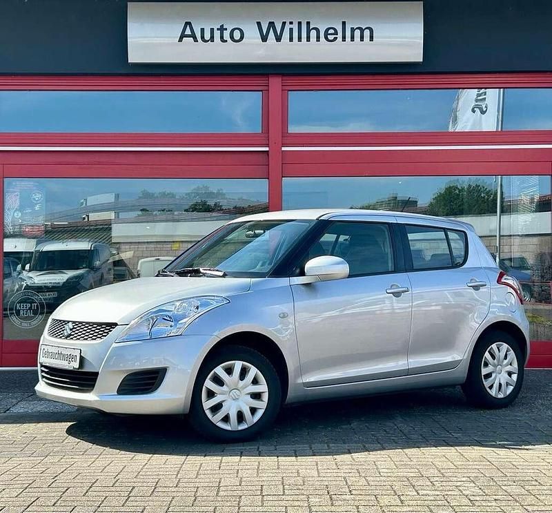Silber Gebraucht 2012 Suzuki Swift Club Limousine | 6.990 € (Fairer Preis) - Bild 1/4
