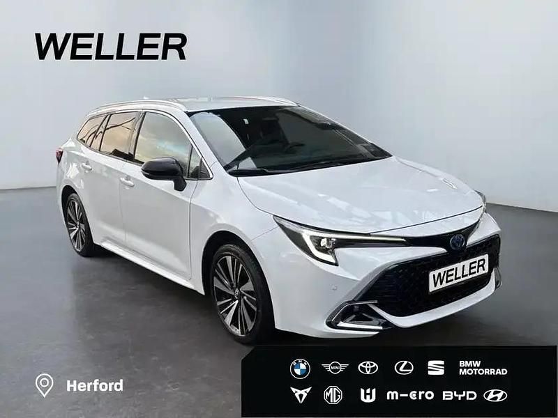 Neu Toyota Corolla 178 PS (130 kW) 2026 Schneeweiß Kombi