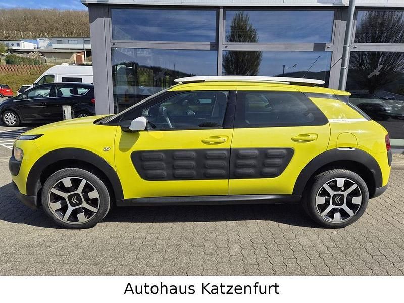 Gebraucht Citroën C4 Cactus Feel 82 PS (60 kW) 2014 Gelb Kleinwagen