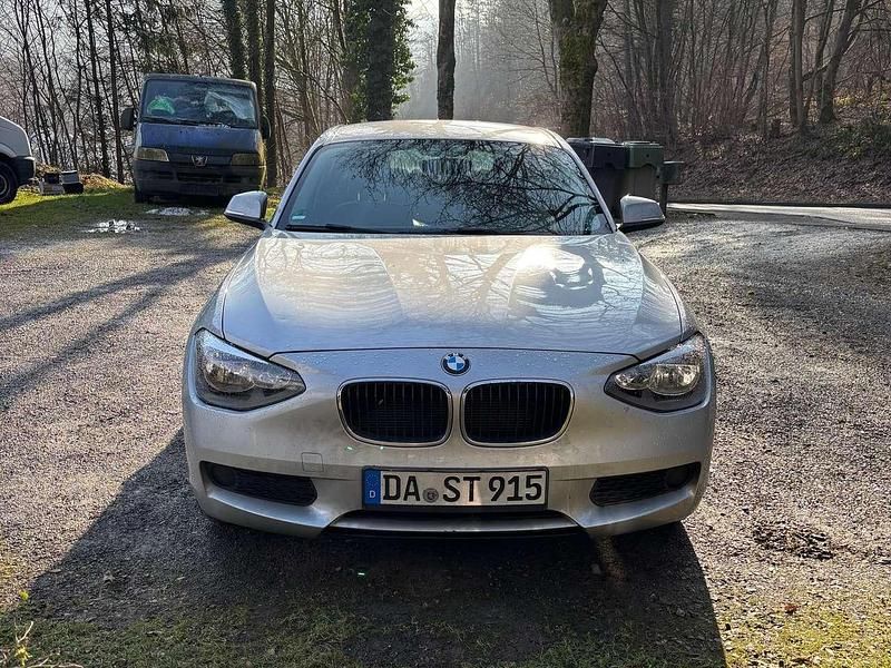 Gebraucht BMW 116 136 PS (100 kW) 2011 Silber Kleinwagen