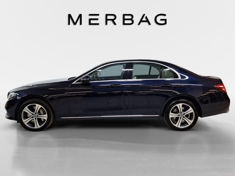 Blau Gebraucht 2019 Mercedes E400 Avantgarde Limousine | 38.880 € (Guter Preis) - Bild 1/4