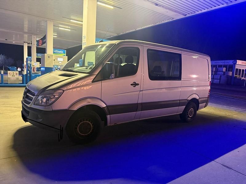 Silber Gebraucht 2012 Mercedes Sprinter Van | 7.499 € - Bild 1/4