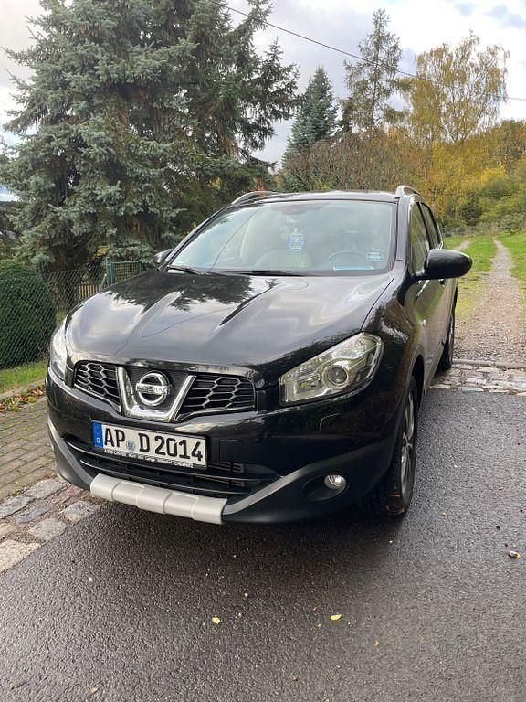 Schwarz Gebraucht 2010 Nissan Qashqai Tekna SUV | 9.100 € (Fairer Preis) - Bild 1/4