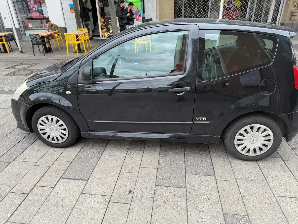 Gebraucht Citroën C2 60 PS (44 kW) 2005 Schwarz Kleinwagen