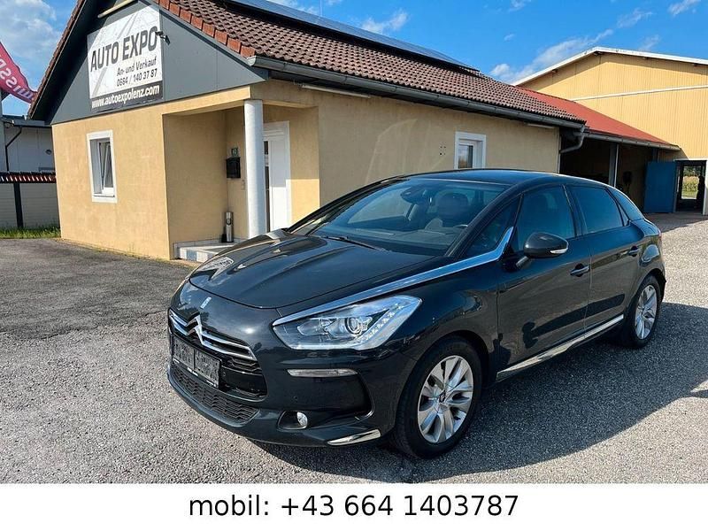 Grau Gebraucht 2015 Citroën DS5 So Chic Kleinwagen | 5.890 € (Fairer Preis) - Bild 1/4