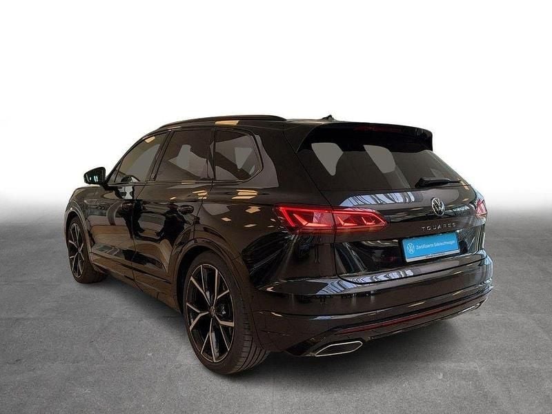 Gebraucht VW Touareg Edition 286 PS (210 kW) 2023 Grenadillschwarz metallic SUV