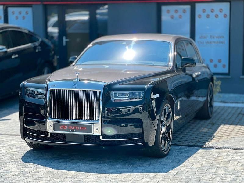 Schwarz Gebraucht 2018 Rolls Royce Phantom Limousine | 410.190 € - Bild 1/4
