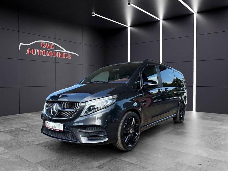 Graphitgrau metallic Gebraucht 2023 Mercedes V300 AMG Van / Kleinbus | 46.999 € (Superpreis) - Bild 1/4