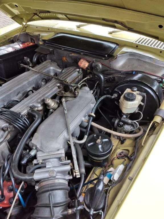 Gebraucht Mercedes SLC280 185 PS (136 kW) 1975 Gelb Coupé