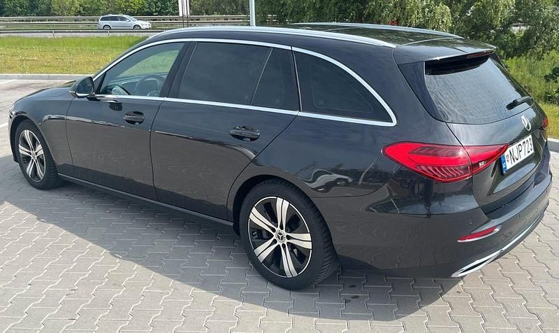 Gebraucht Mercedes C200 163 PS (119 kW) 2023 Grau Limousine
