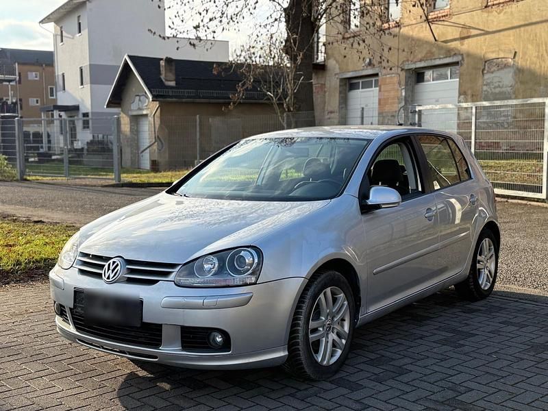 Grau Gebraucht 2007 VW Golf V Limousine | 3.999 € (Fairer Preis) - Bild 1/4