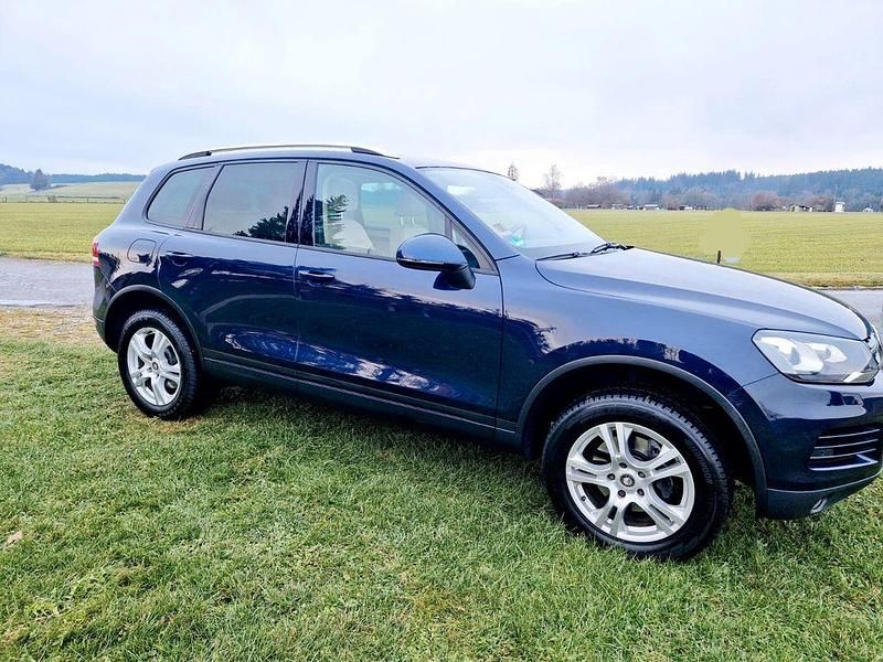Blau Gebraucht 2011 VW Touareg SUV | 11.990 € (Guter Preis) - Bild 1/4
